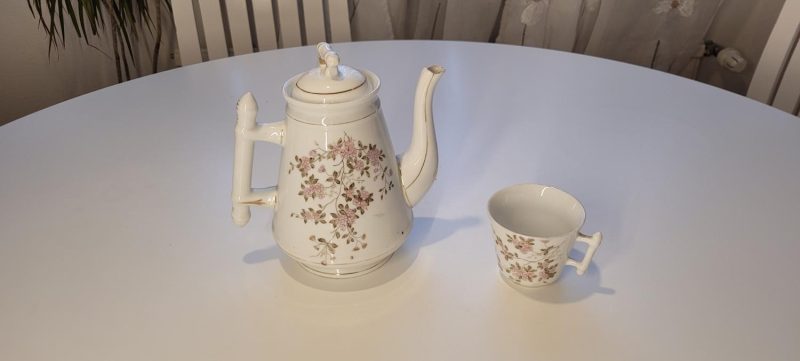 Kaffekanna och kopp, troligen Norge