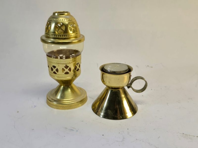 Elegant mässingsuppsättning - Lyktor i vintage stil