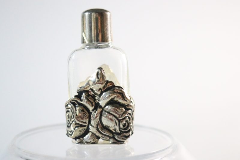 parfymflaska glas & metall