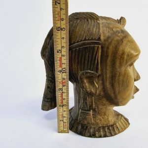 Unik Handsnidad Skulptur – Ett Must-Have för Konstälskare
