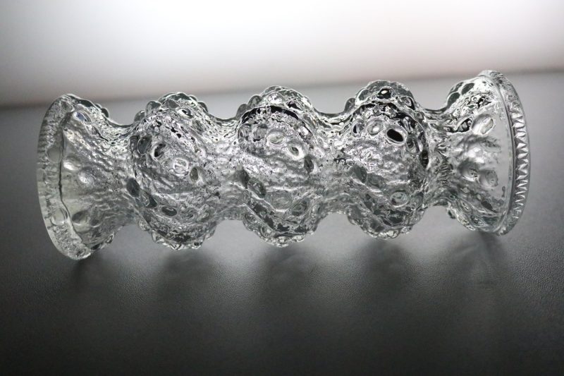 VAS,  i texturerad pressglass från Oberglas Austria - Österrike