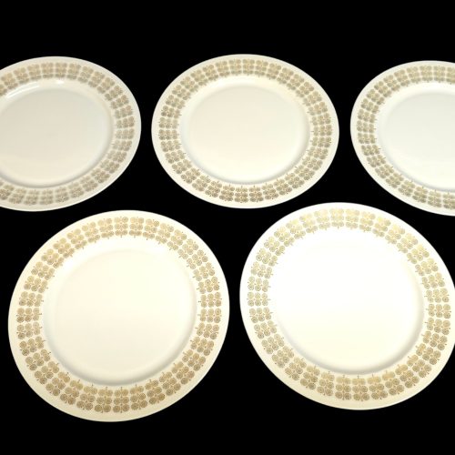 Set med 5 assietter från Arabia Finland – klassisk skandinavisk design
