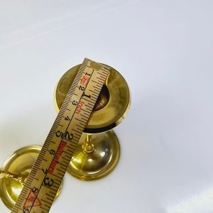 Eleganta ljusstakar i mässing från Ystad Metall – Skandinavisk designklassiker!