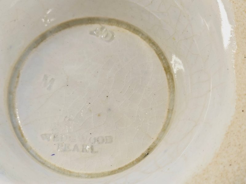 Blåvit soppskål från Wedgwood - En elegant klassiker med gyllene detaljer