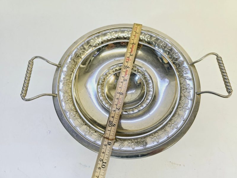 Vintage Metallskål på Fot med Handtag - Diameter 24 cm