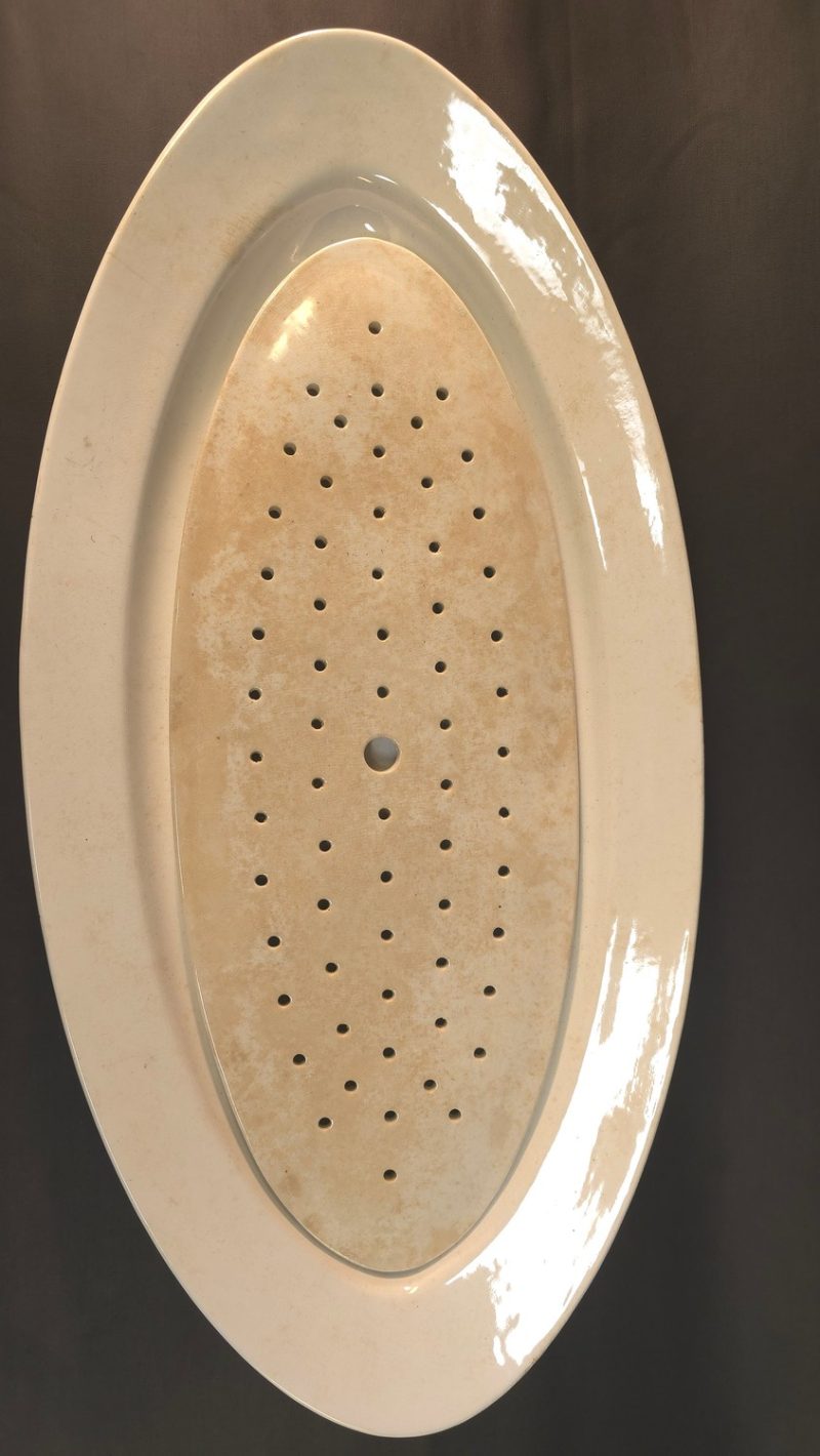 Elegant serveringsfat från Rörstrand med hålad insats, 60 cm