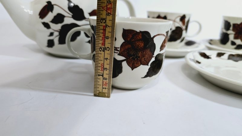 Teservis, 7 delar, porslin, "Tea for two", Arabia, Finland GUNVOR OLIN-GRÖNQVIST