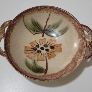 Set med två väggplattor – Royal Copenhagen, klassisk elegans