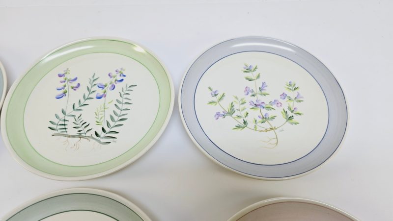 Elegant samling tallrikar – Gefle och Upsala-Ekeby
