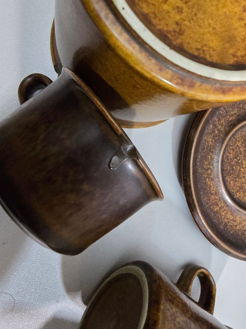 Servisdelar, Arabia, "Ruska", Glaserad stengods, Designer: Ulla Procopé