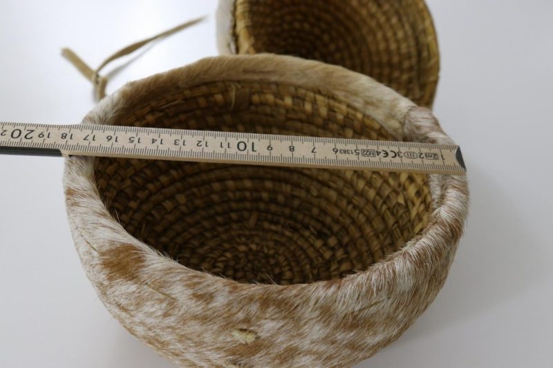 Korg med lock, afrikansk handarbete