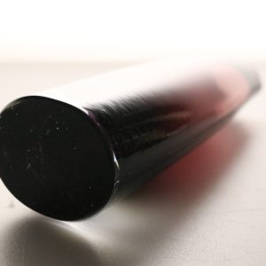 Elegant vas i rubinrött glas – 20 cm hög