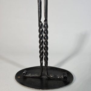 LJUSSTAKE, smide, spiralvriden dekor, höjd 18,5 cm