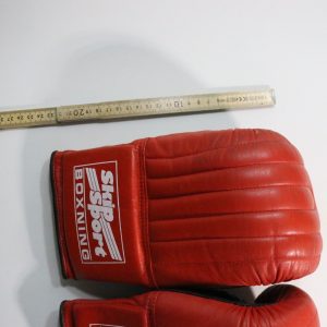 Boxhandskar i röd läder - Skip Sport Boxing