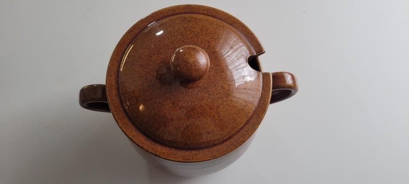 Karott / gryta med lock, old-Höganäs, 22cm