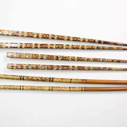 Japanska traditionella ätpinnar, lackerade 4st, +2st äldre