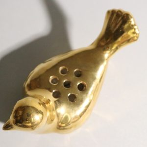 Exklusiv Fågel i Guld från Guldkroken Hjo - Design av Märta Grunditz