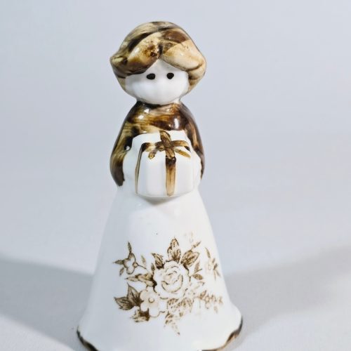 Figurin, Flicka med present