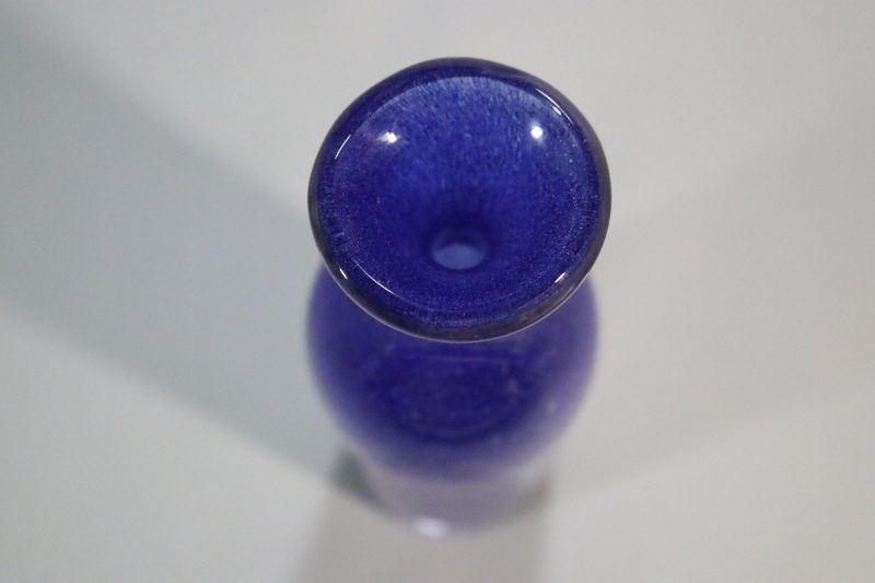 Glasvas, ca 26,5cm hög - blå