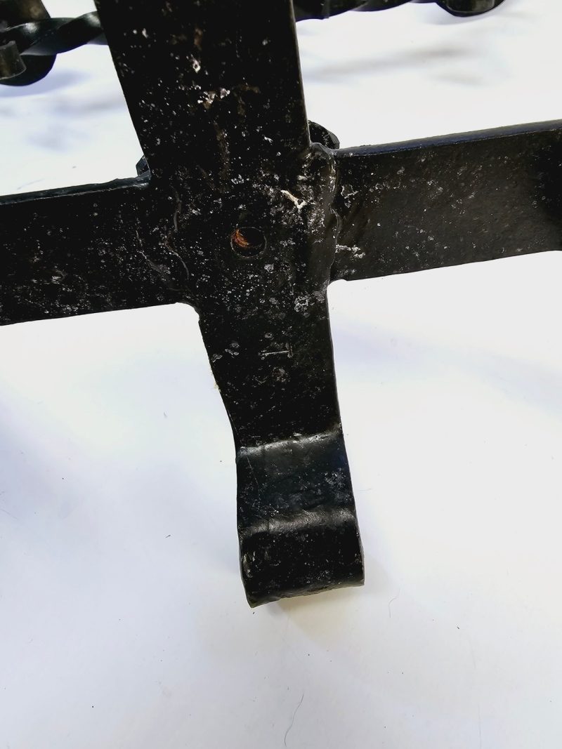 Handsmidd Ljusstake i Järn – 36 cm Hög