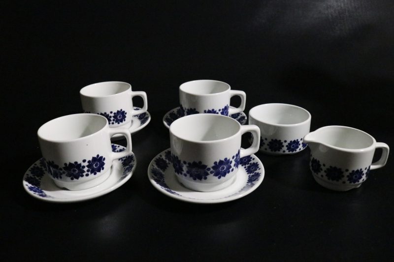 Figgjo Flint Vintage Kaffeservis, 6 koppar med 4 fat - Blått Blommotiv