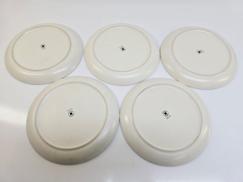 Set med 5 tallrikar från Höganäs Keramik – Klassisk svensk design