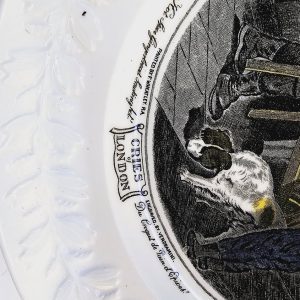 Handmålade Föremål med Norsk Rosmålning – Traditionellt Hantverk
