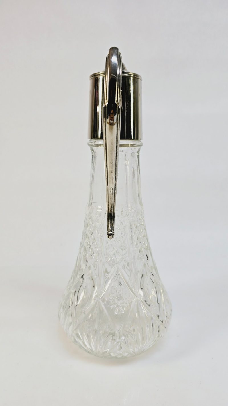 Elegant kristallkaraff med silverdetaljer – 29 cm, tillverkad i England