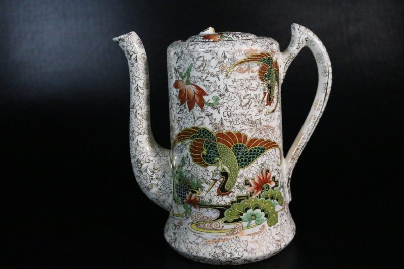 Art Nouveau Phoenix keramikkanna gjord i England med färgglad dekor