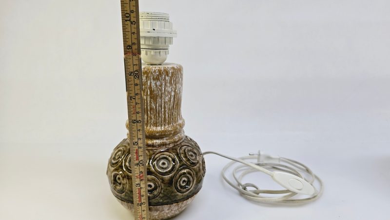 Rustik Bordslampa i Keramik – 26 cm Hög