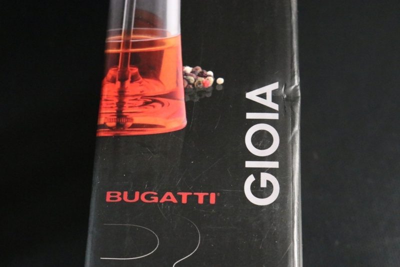 Bugatti Gioia Salt- och Pepparkvarn – Stilren Design med Precision