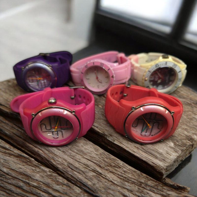 Färgglada klockor från Ice-Watch och andra märken – Ett set för samlaren!
