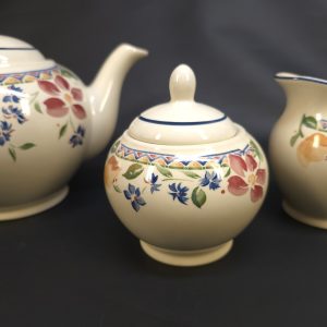 Charmigt Teset – Staffordshire Tableware "Calypso"