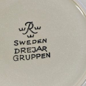 Stilfullt set med fem tallrikar från Drejargruppen, Rörstrand