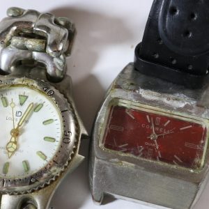 klockor och reservdelar, rep objekt, något silver