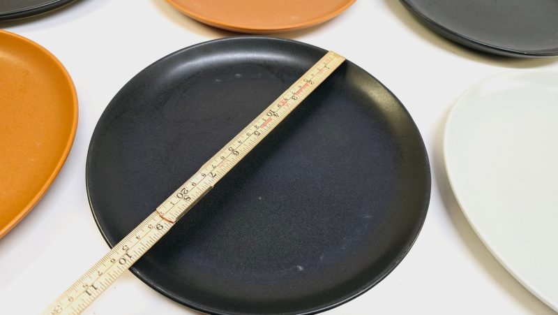 Exklusiva stengodstallrikar – M-L Hellgren Collection, 26 cm