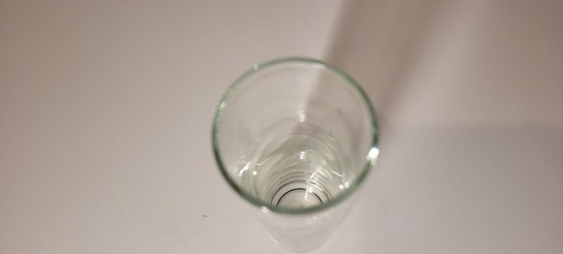 Avlång cylinder blomvas, bubbla på botten