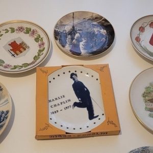 Blandade samlartallrikar bl.a Jackie Lynd, Otto Hedström, UE, Rörstrand, B&G mm