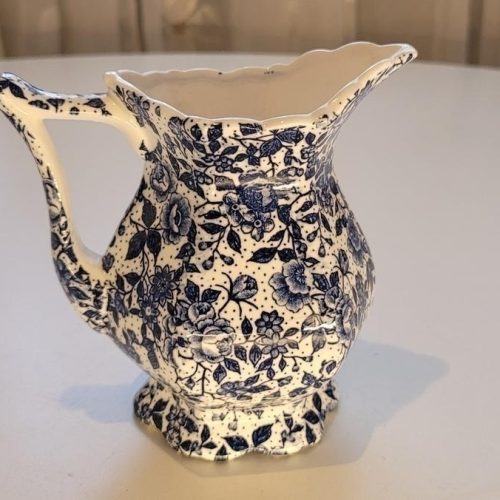 Vintage Enesco japansk vit och blå blomkanna