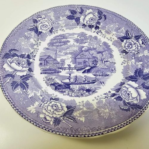 Vintage tallrik med romantiskt landskapsmotiv – ca 25 cm i diameter