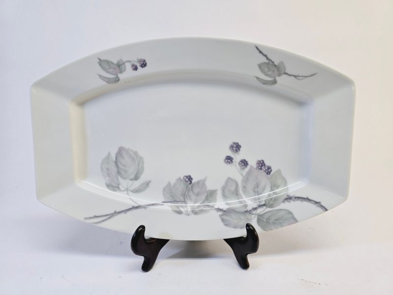 Elegant Rosenthal Porslinsfat med Björnbärsdekor - Tidig Selb-Bavaria