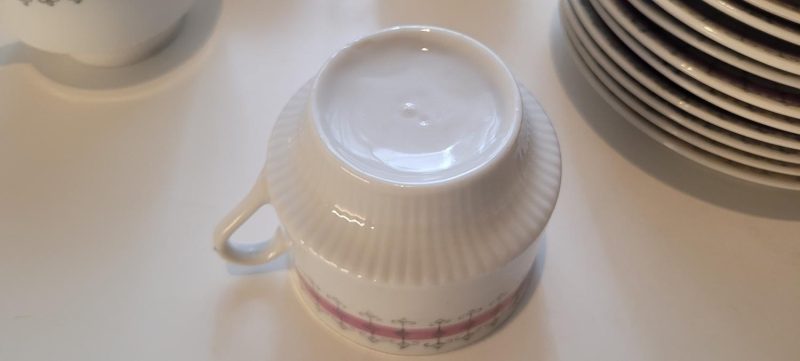 KAFFESERVIS, ROSA RAND