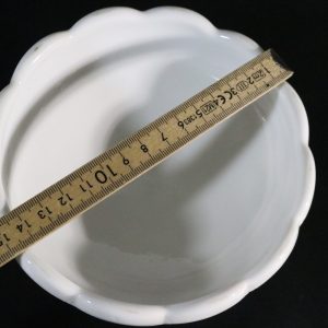 Exklusiv Vintage Mjölkglasskål – Dekorativ och Elegant