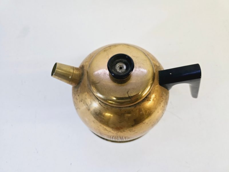 Vintage Mässingskittel från SIGNAL – Retro Skönhet med Skandinavisk Kvalitet