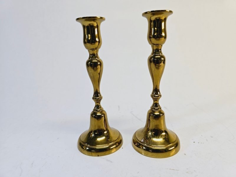 Eleganta Ljusstakar i Mässing – Klassisk Design från Rydéns Malm