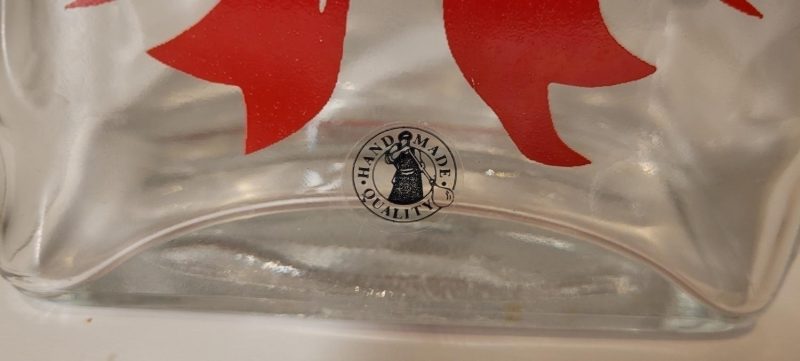 Karaff med rosett "handmade quality"
