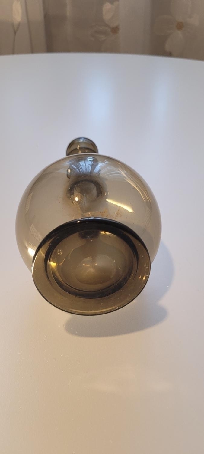 Grå karaff 22cm