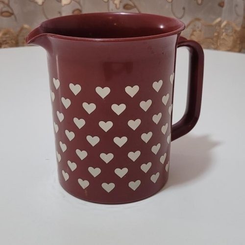 Kanna, Retro bringade. Emsa. Röd med vita hjärtan. 15 cm W.Germany