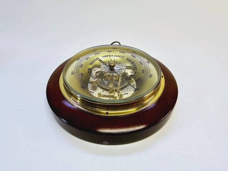 Väggbarometer i Trä och Mässing, West Germany, 18 cm – Exklusiv Inredningsdetalj