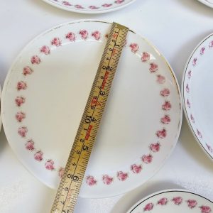 9st Charmiga Gustavsbergs assietter i benporslin - tidlöst elegant design!